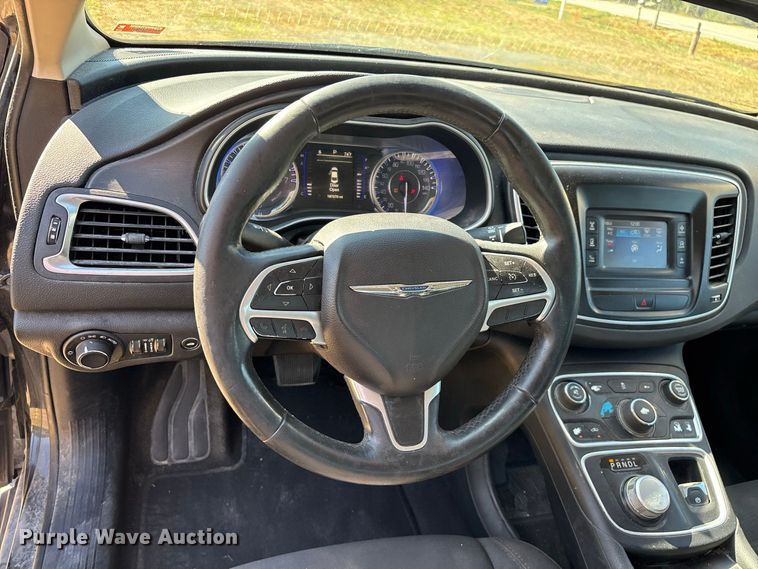 image for item FG0613 2016 Chrysler  200 