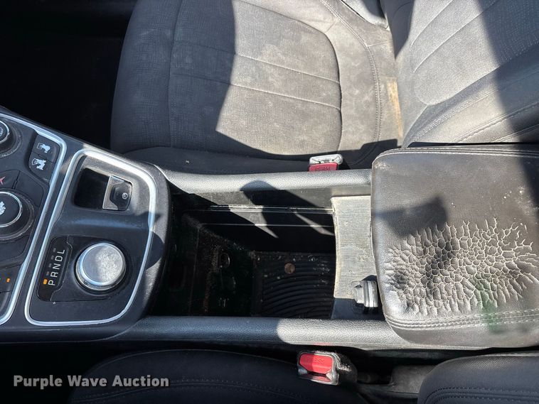 image for item FG0613 2016 Chrysler  200 