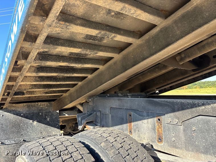 image for item FG0614 2008 Ford  F650 Super Duty XLT Pro Loader rollback truck