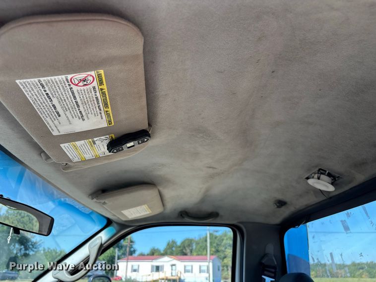 image for item FG0614 2008 Ford  F650 Super Duty XLT Pro Loader rollback truck