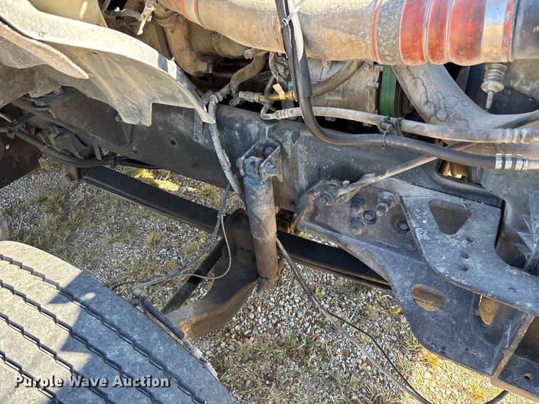 image for item FG0614 2008 Ford  F650 Super Duty XLT Pro Loader rollback truck