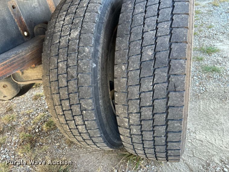 image for item FG0614 2008 Ford  F650 Super Duty XLT Pro Loader rollback truck