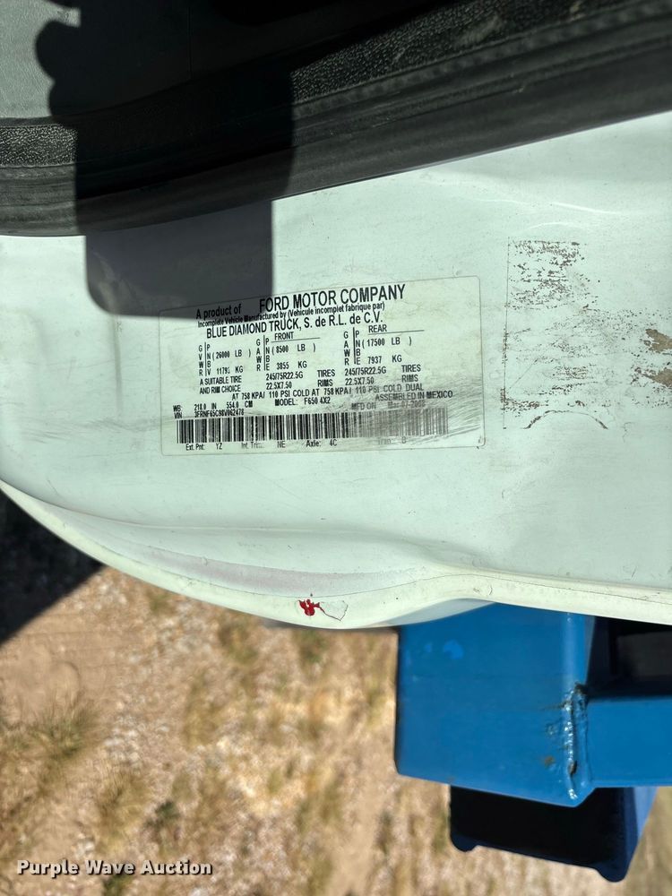 image for item FG0614 2008 Ford  F650 Super Duty XLT Pro Loader rollback truck