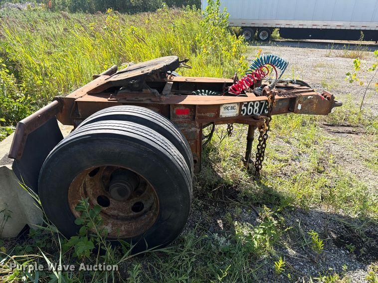 image for item FG3011 1987 Fruehauf Trailer Corporation dolly