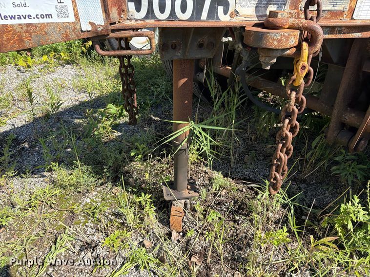 image for item FG3011 1987 Fruehauf Trailer Corporation dolly