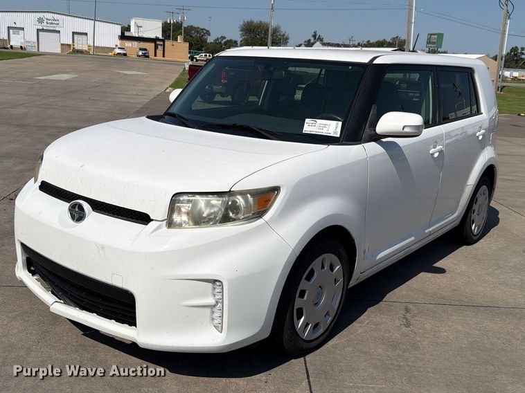 2015 Toyota Scion