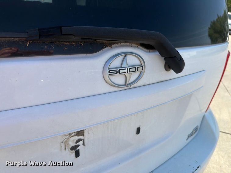 image for item FH6350 2015 Toyota Scion  