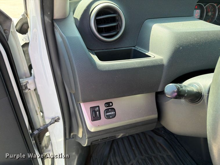 image for item FH6350 2015 Toyota Scion  