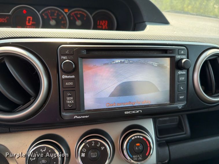 image for item FH6350 2015 Toyota Scion  