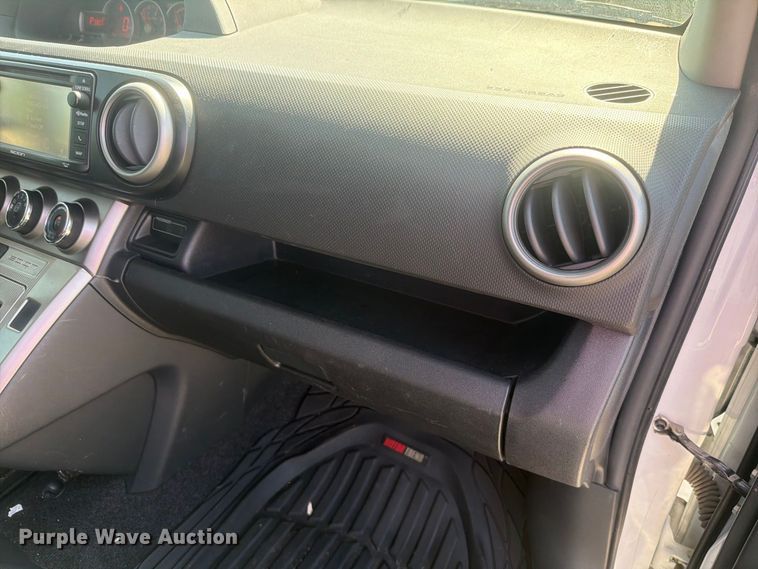 image for item FH6350 2015 Toyota Scion  