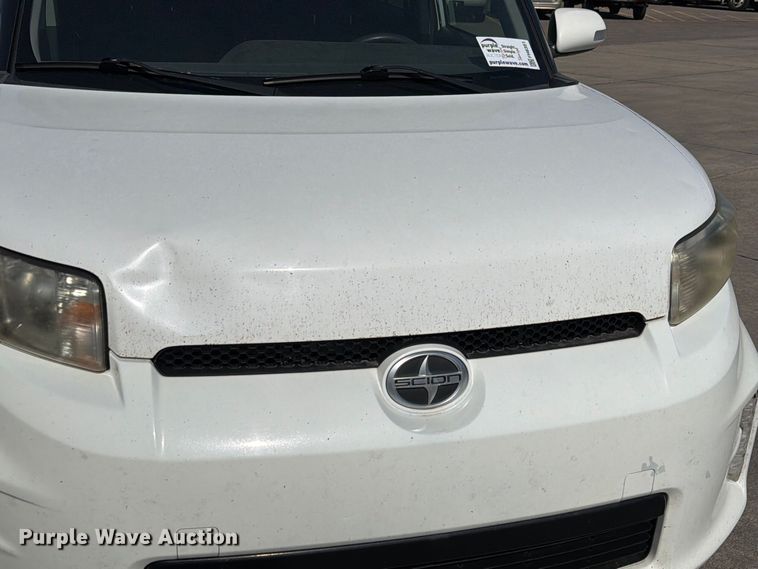 image for item FH6351 2014 Toyota Scion 