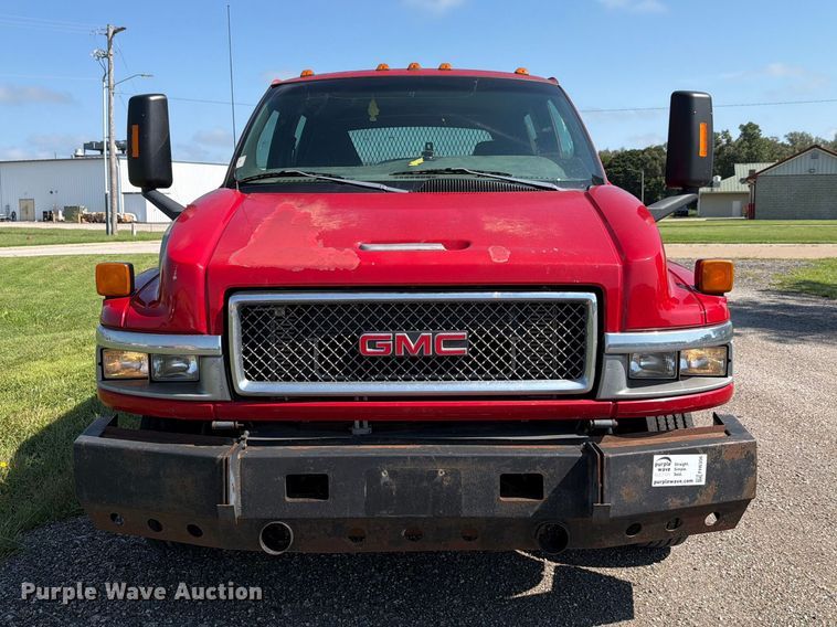 image for item FH6356 2004 GMC C4500 Crew Cab flatbed truck
