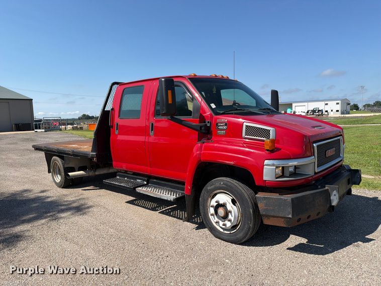 image for item FH6356 2004 GMC C4500 Crew Cab flatbed truck