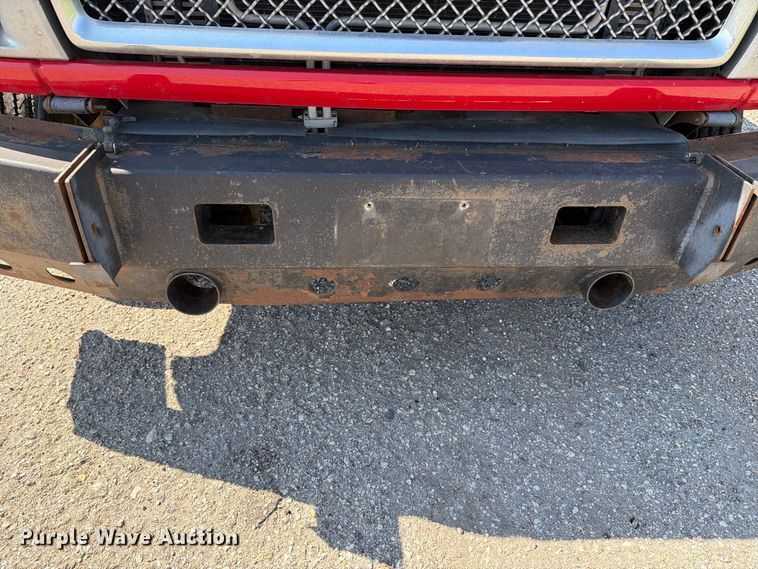 image for item FH6356 2004 GMC C4500 Crew Cab flatbed truck