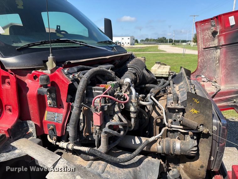 image for item FH6356 2004 GMC C4500 Crew Cab flatbed truck