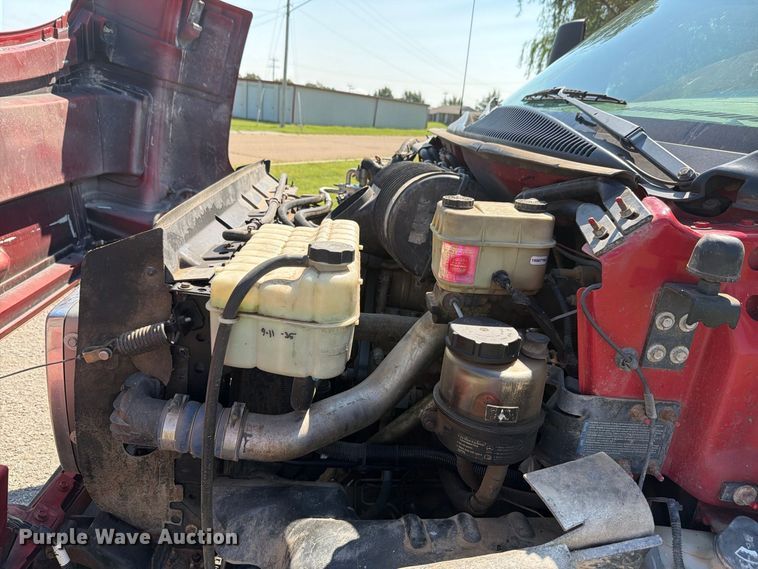 image for item FH6356 2004 GMC C4500 Crew Cab flatbed truck