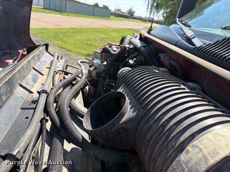 image for item FH6356 2004 GMC C4500 Crew Cab flatbed truck