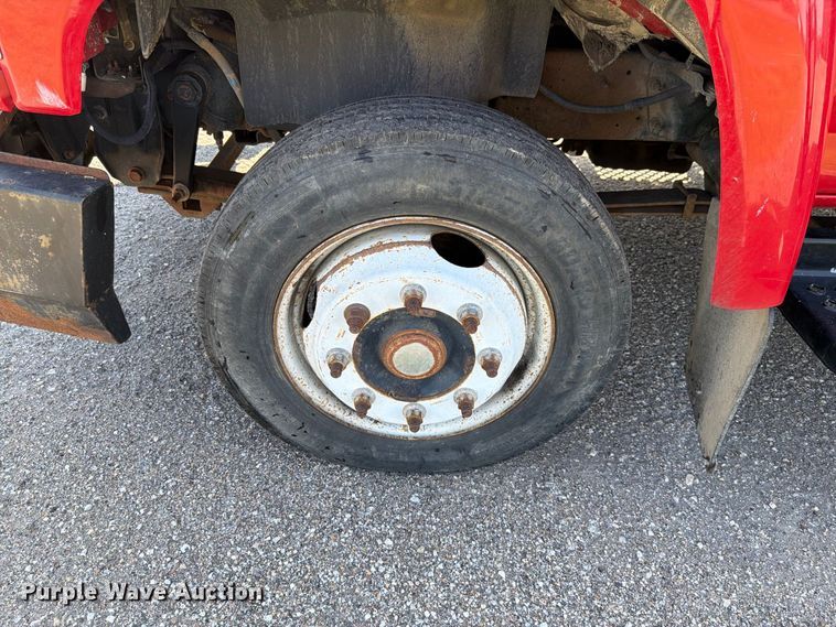 image for item FH6356 2004 GMC C4500 Crew Cab flatbed truck
