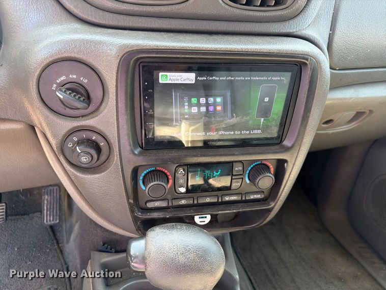 image for item FH6357 2003 Chevrolet Trailblazer SUV