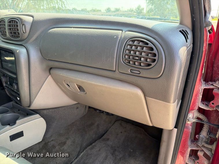 image for item FH6357 2003 Chevrolet Trailblazer SUV