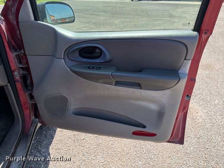 image for item FH6357 2003 Chevrolet Trailblazer SUV