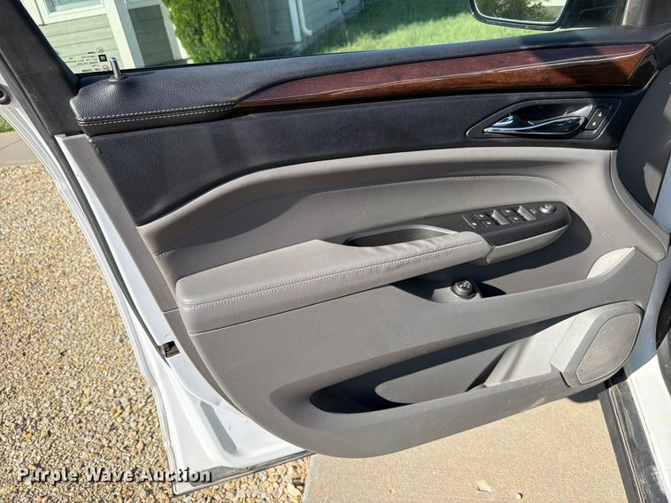 image for item FH6359 2012 Cadillac SRX SUV