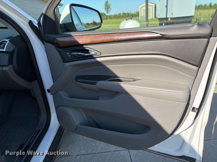 image for item FH6359 2012 Cadillac SRX SUV