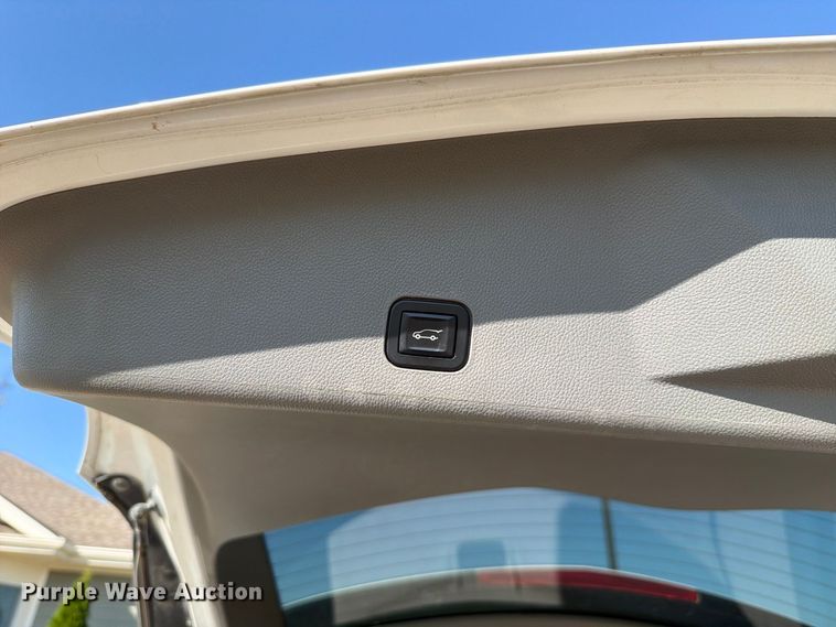 image for item FH6359 2012 Cadillac SRX SUV