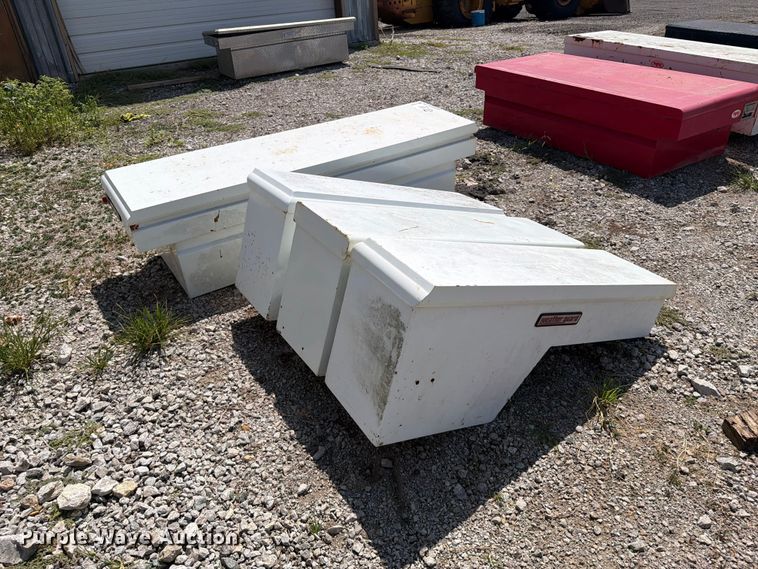 image for item FI0360 (4) toolboxes