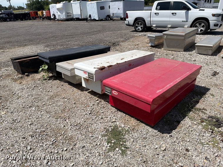 image for item FI0361 (6) toolboxes