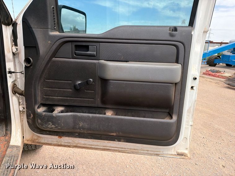 image for item FI0370 2012 Ford F150 pickup truck
