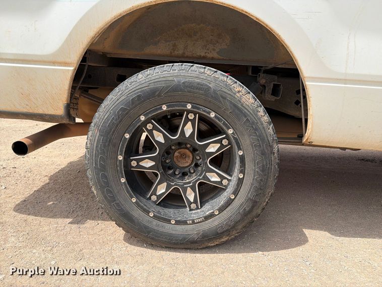image for item FI0370 2012 Ford F150 pickup truck