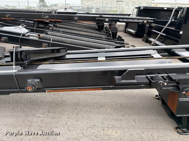 image for item FK3264 Load King 60K roll off bed hoist