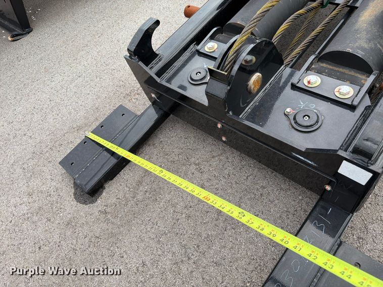 image for item FK3264 Load King 60K roll off bed hoist
