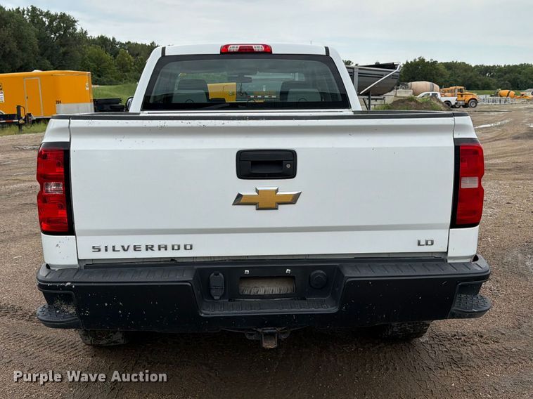 image for item FK3347 2019 Chevrolet Silverado 1500 LD Crew Cab pickup truck