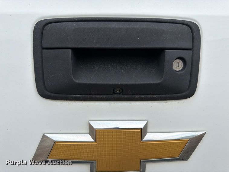 image for item FK3347 2019 Chevrolet Silverado 1500 LD Crew Cab pickup truck