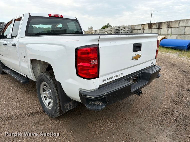 image for item FK3347 2019 Chevrolet Silverado 1500 LD Crew Cab pickup truck
