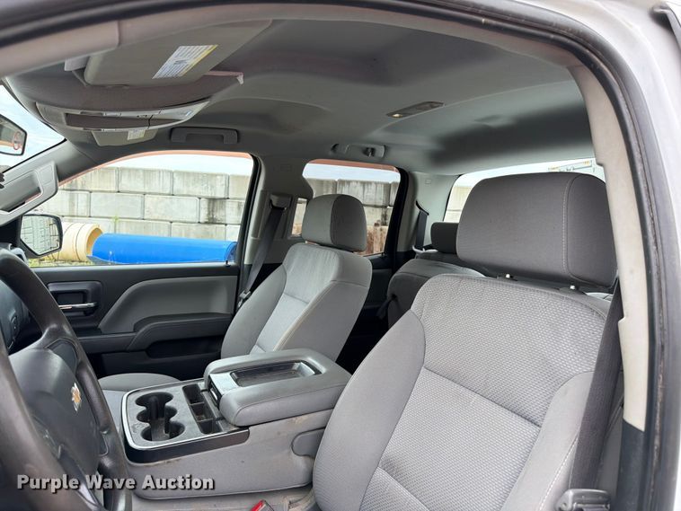 image for item FK3347 2019 Chevrolet Silverado 1500 LD Crew Cab pickup truck