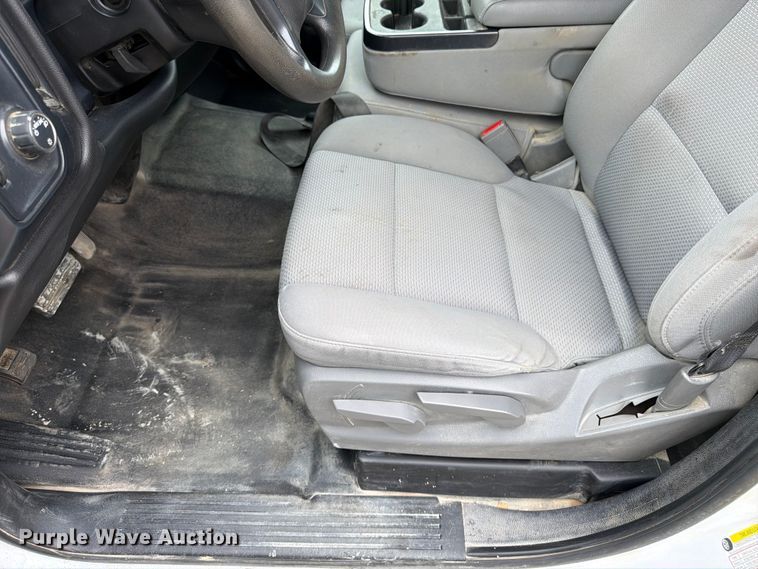 image for item FK3347 2019 Chevrolet Silverado 1500 LD Crew Cab pickup truck