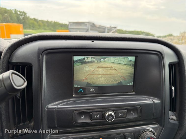 image for item FK3347 2019 Chevrolet Silverado 1500 LD Crew Cab pickup truck