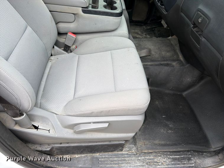 image for item FK3347 2019 Chevrolet Silverado 1500 LD Crew Cab pickup truck