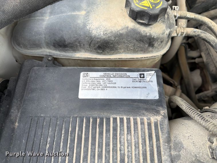 image for item FK3347 2019 Chevrolet Silverado 1500 LD Crew Cab pickup truck