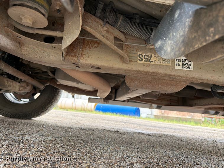 image for item FK3347 2019 Chevrolet Silverado 1500 LD Crew Cab pickup truck