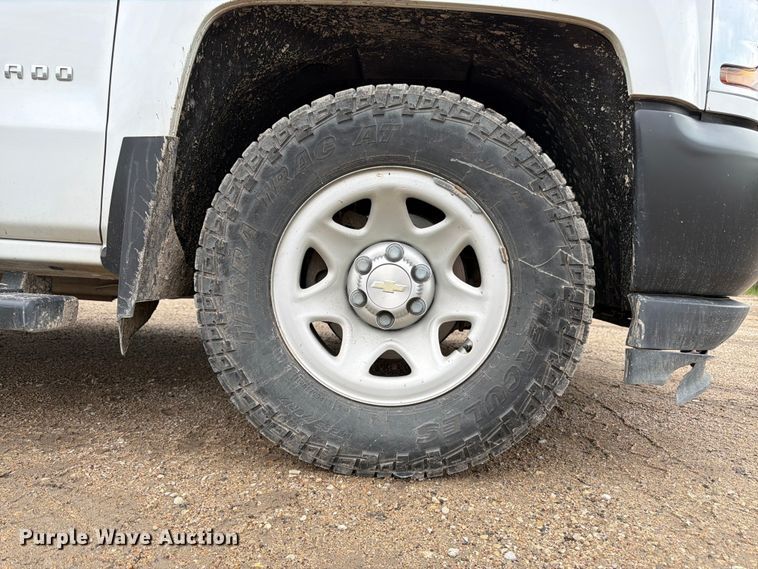 image for item FK3347 2019 Chevrolet Silverado 1500 LD Crew Cab pickup truck