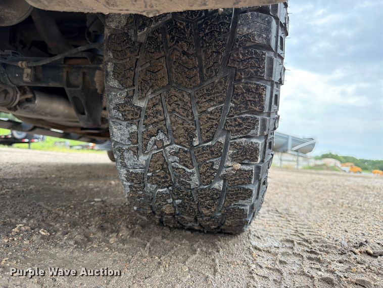 image for item FK3347 2019 Chevrolet Silverado 1500 LD Crew Cab pickup truck