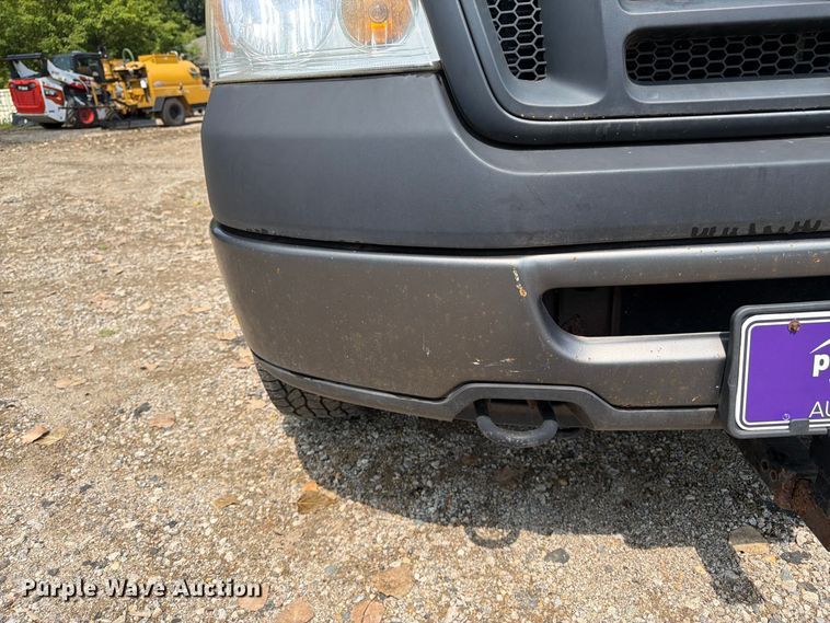 image for item FK3385 2007 Ford F150 Ext. Cab pickup truck