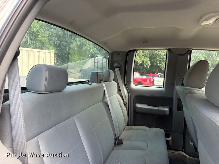 image for item FK3385 2007 Ford F150 Ext. Cab pickup truck