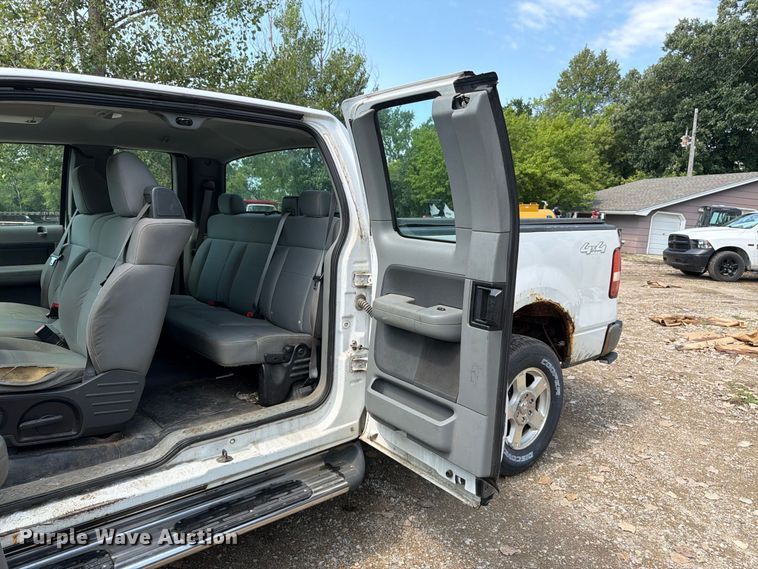 image for item FK3385 2007 Ford F150 Ext. Cab pickup truck