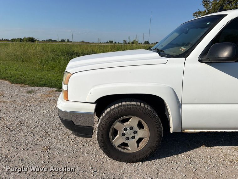 image for item FK3395 2007 Chevrolet Silverado 1500 Ext. Cab pickup truck