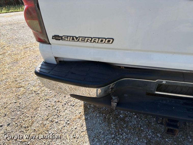 image for item FK3395 2007 Chevrolet Silverado 1500 Ext. Cab pickup truck